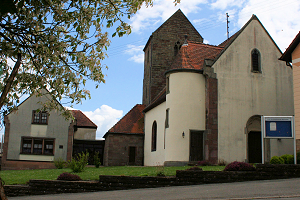 Ev Kirche 1 300x200